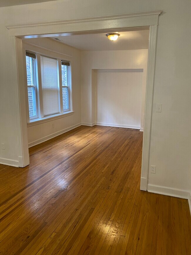 Photo - 632 N Central Park Ave Unit 2