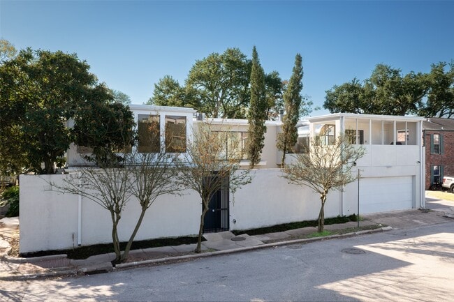 Building Photo - 1201 Autrey St