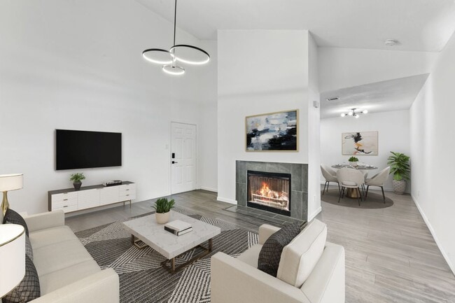 Photo - 8600 Fathom Cir Unidad 2403