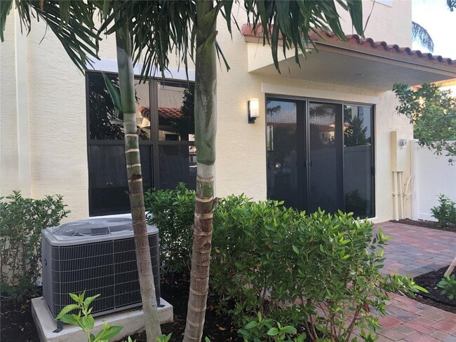 Photo - 20901 NW 1st Dr