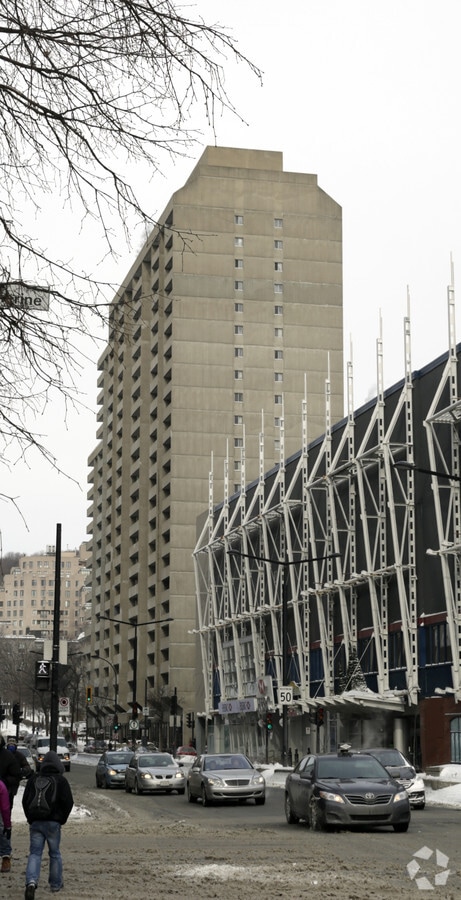 Photo - 2021 Atwater