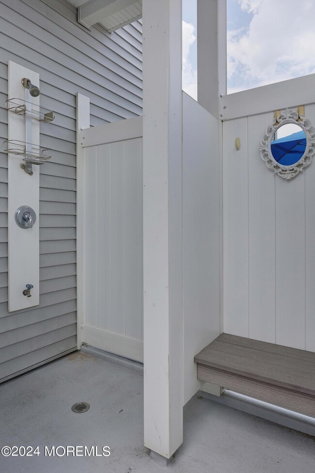 Photo - 1607 Baltimore Ave