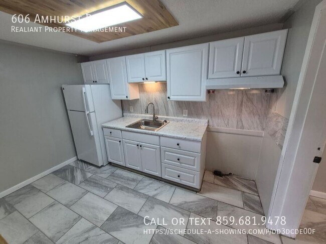 Photo - 606 Amhurst Dr