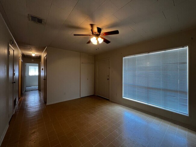 Photo - 3 Bedroom, 1.5 Bathroom, Brick Home with y...
