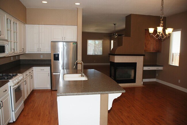 Photo - Beautiful 4 br, 2 bath, 2 car garage Home in Sparks.