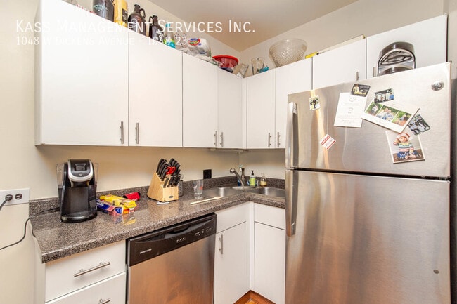 Photo - 1048 W Dickens Ave Unit 1048-23