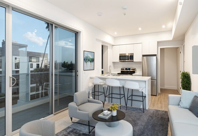 Building Photo - The Hummingbird LA - Brand New Rental
