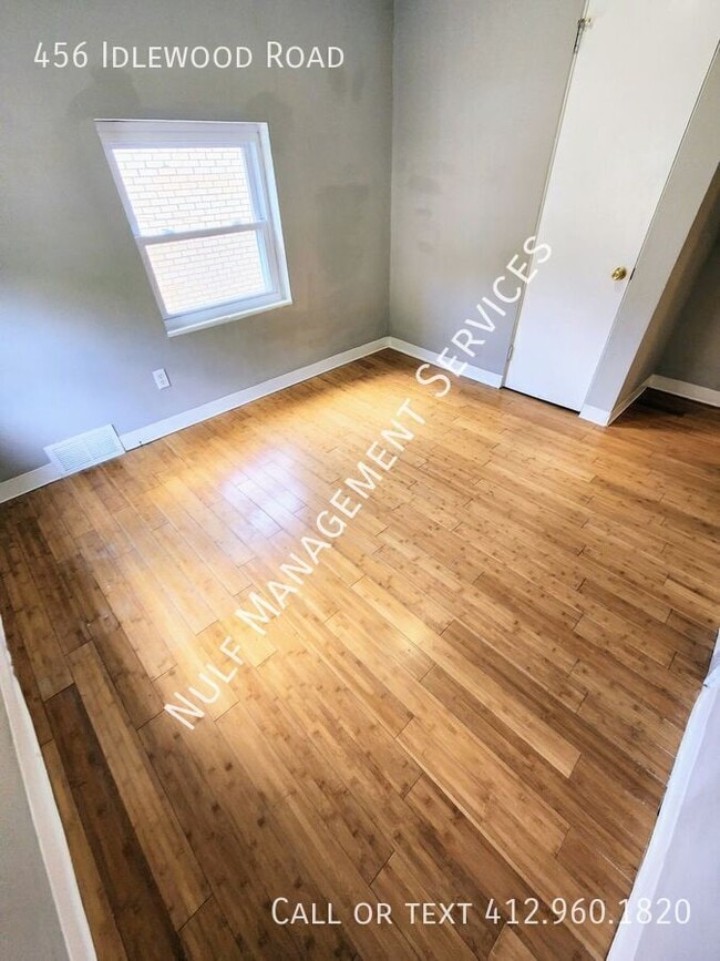 456 Idlewood Rd
