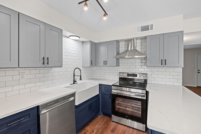Fairfax Manor Townhomes