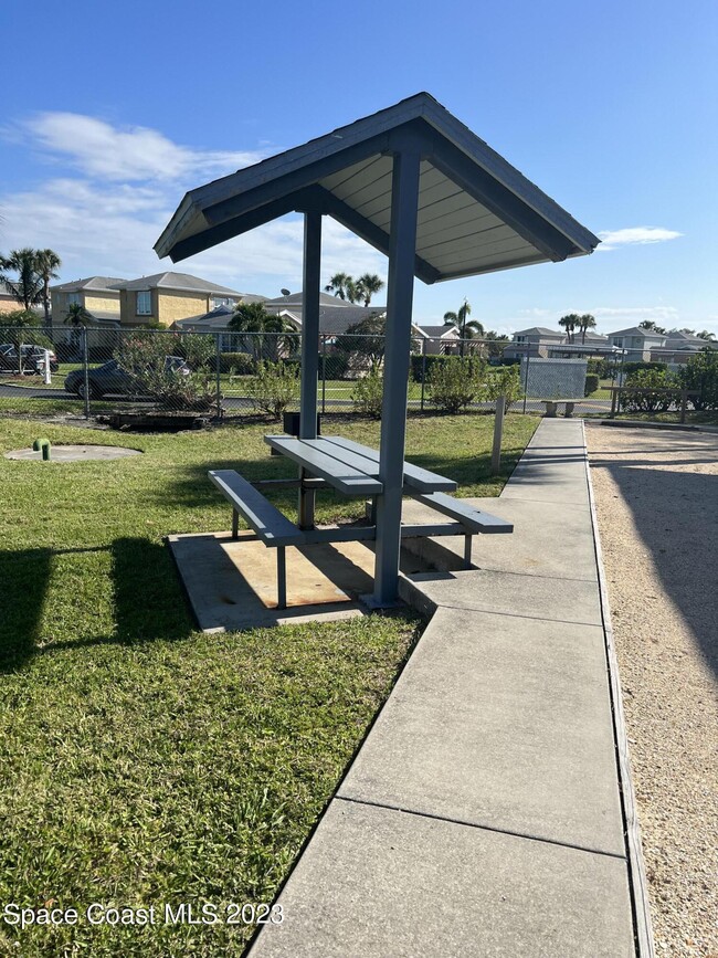 Photo - 969 Sonesta Ave NE Unit 206