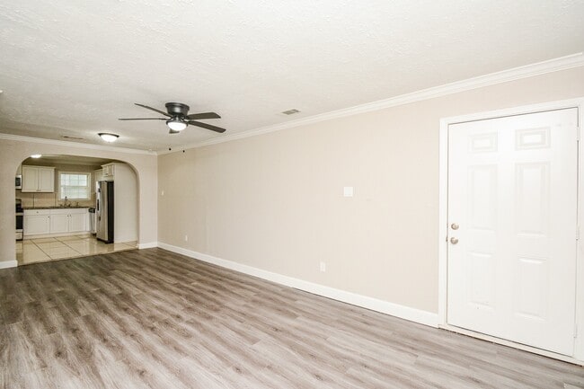 Photo - 2109 Pomona Dr
