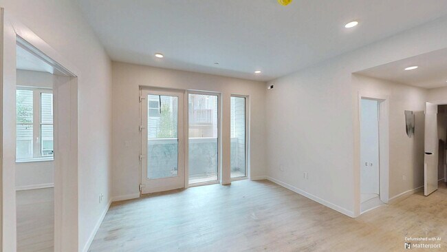 Building Photo - 24 Mt Pleasant St Unit 302