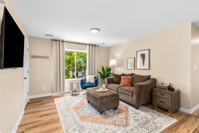 Photo - 18439 Sharon Ln Unidad ID1032345P
