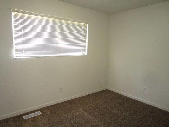 Photo - Parkway Gardens Condos