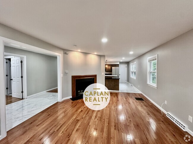 Building Photo - 1855 Ella T Grasso Blvd Rental