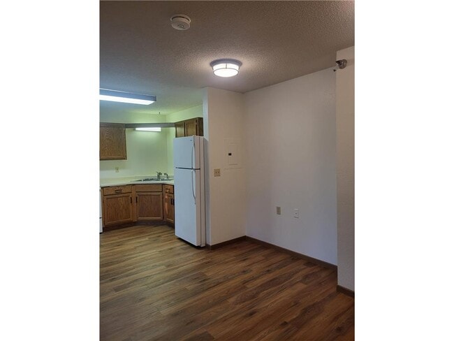 Photo - 609 Main St S Unit 7