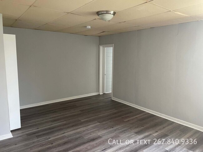 132 N King St Unit UPSTAIRS
