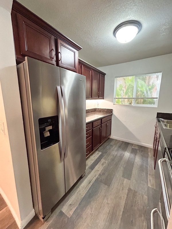 Building Photo - 5252 Orange Ave Unit 611