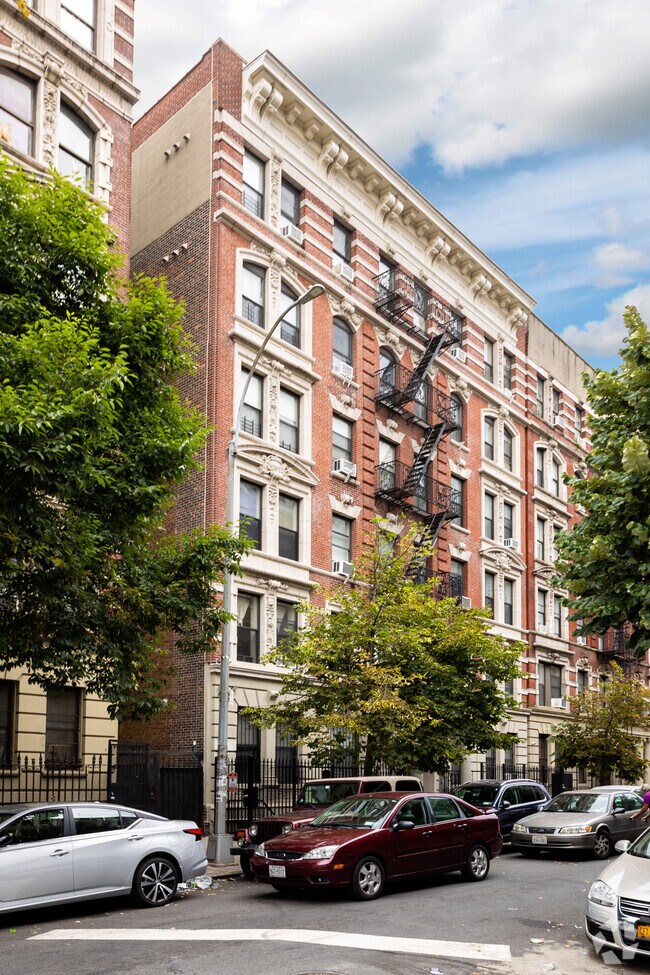 Photo - 116-118 W 112th St