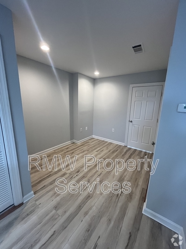 Building Photo - 1410 W Ritner St Rental