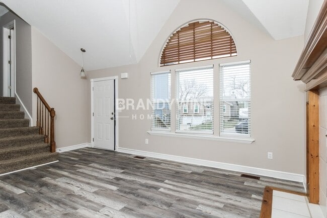 Photo - 1147 Blue Bird Ln