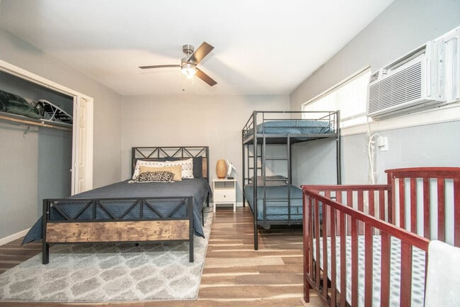 Photo - 7813 Detroit St Unidad FL1-ID1257706P