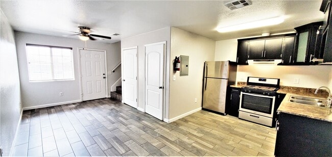 Photo - 701 Fourth St Unit C