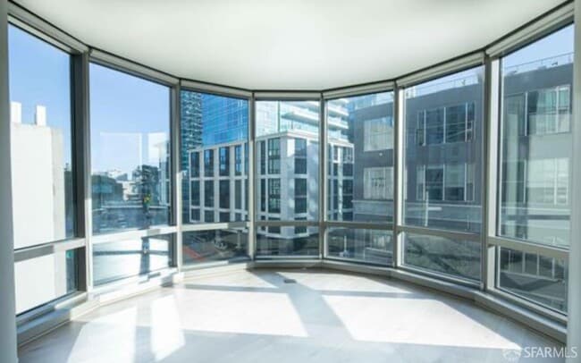 Building Photo - 355 1st St Rental