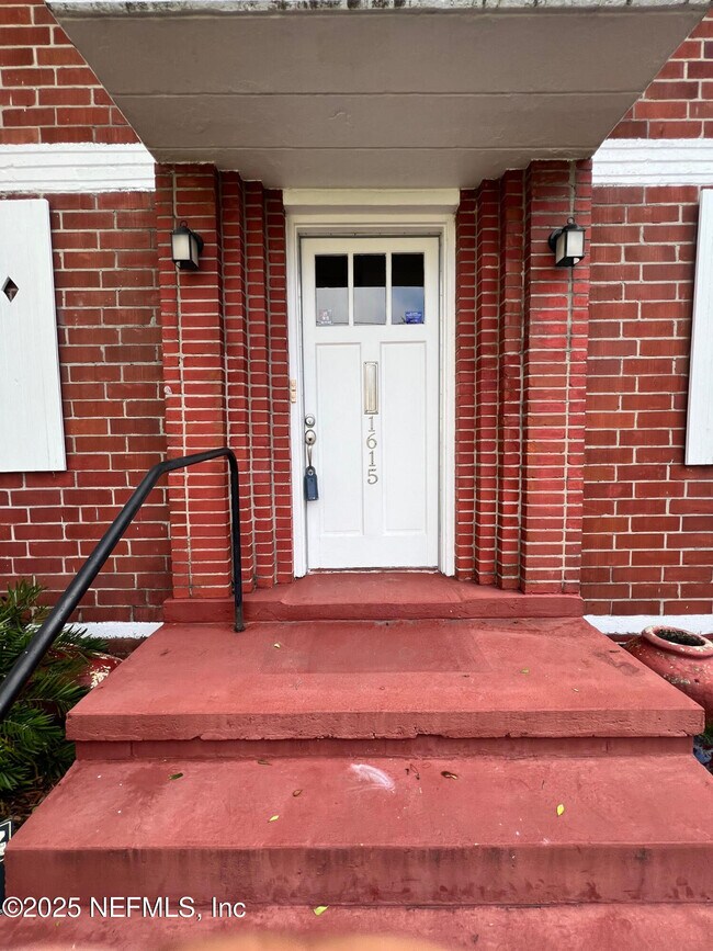 Photo - 1615 Copeland St
