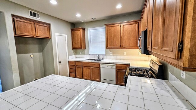 Photo - 2894 Echo Springs Dr