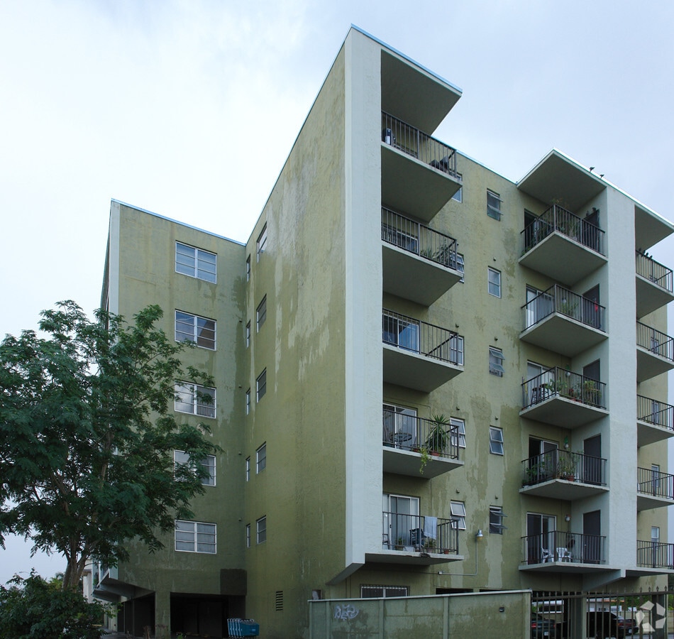 Photo - Casa Linda Apartments