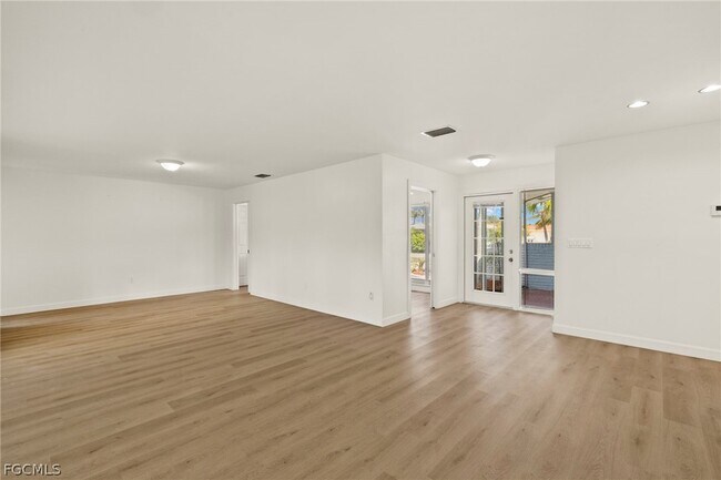 Photo - 5738 SW 1st Ct