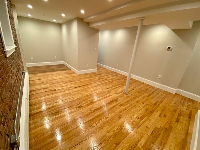 Photo - 96 Webster St Unidad B