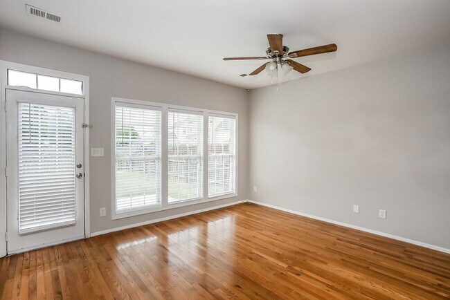 Photo - 13414 Stones Landing St
