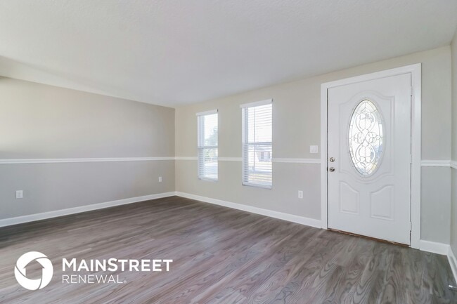 Photo - 6402 Bandura Ave