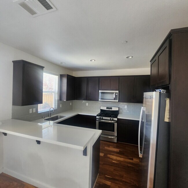 Photo - 2316 Dancing Penny Way