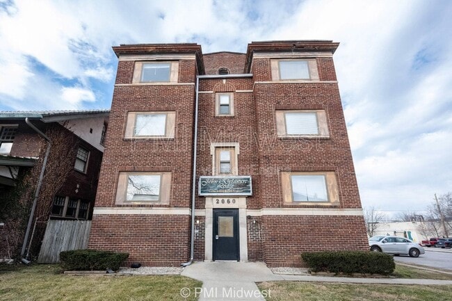 Building Photo - 2060 N Delaware St Unit 6