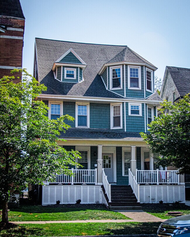 Photo - 425 Porter Ave