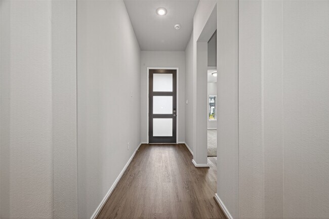 Photo - 8619 Gleaming Vlg Wy