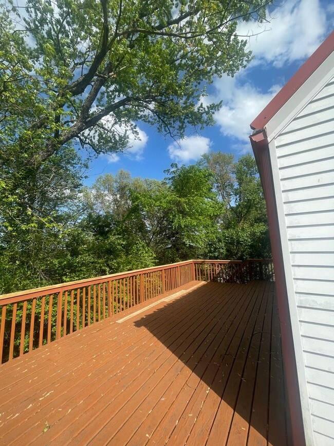 Photo - AVAILABLE NOW!! 4 Bed 1.5 Bath Home IN South Park