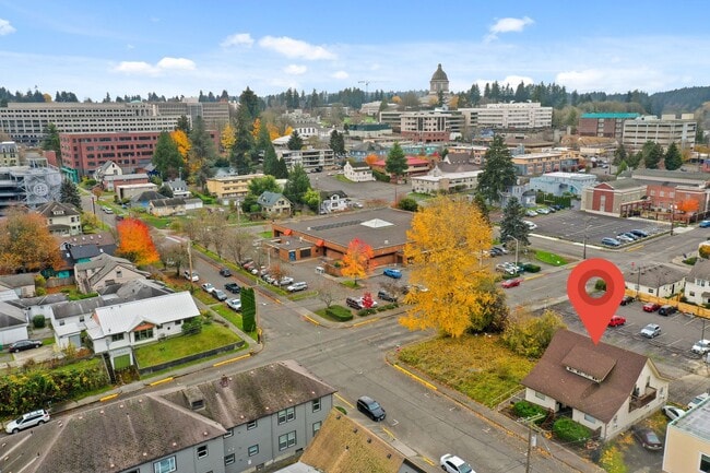 Photo - MOVE IN READY! 2 bed 1 bath downtown Olympia!