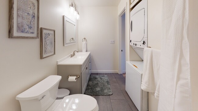 Baño - 5647 Gaines St