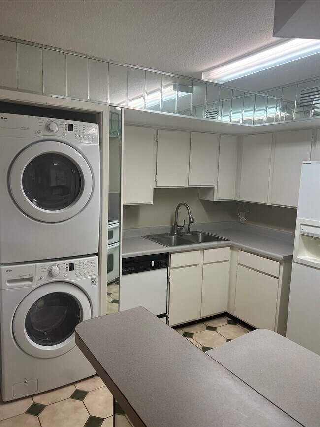 Photo - 10811 Richmond Ave. Unit 56