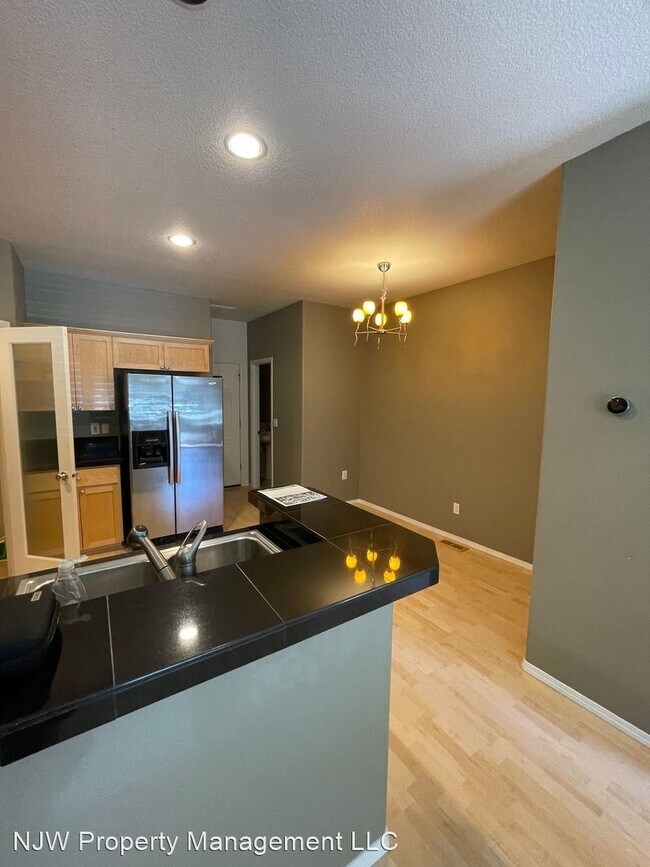 Photo - 3 br, 2.5 bath House - 17255 SW Pleasanton Ln