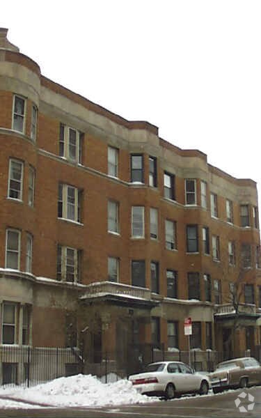 Photo - 4800-4808 N Kenmore Ave