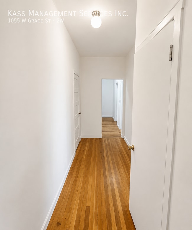 Photo - 1055 W Grace St Unidad 2W