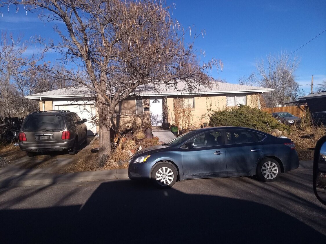 Spacious 4BR House in Denver - Spacious 4BR House in Denver