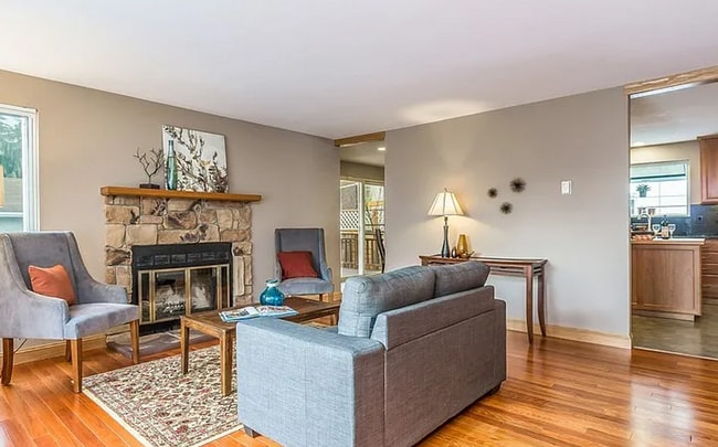 Photo - Remodeled 3BR Home Near DT Seattle – A/C, ...