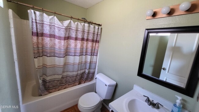 Photo - 2208 Tierra Alegre Way