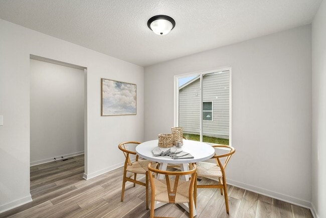 Photo - MODERN FINISHES!! 3 Bedroom, 2.5 Bathroom Home in Knoxville!